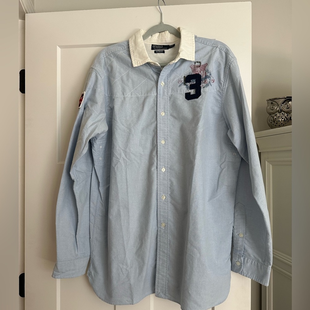 Gently worn Polo by Ralph Lauren crested button down. Size XL